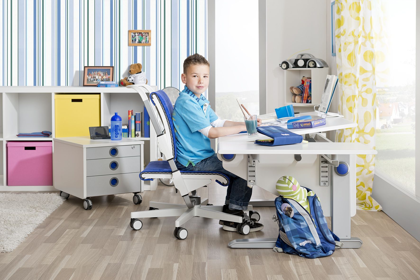 Как создать эргономичное рабочее место для ребенка в детской комнате